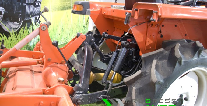 Японский мини-трактор KUBOTA GL-19 с фрезой 140 см