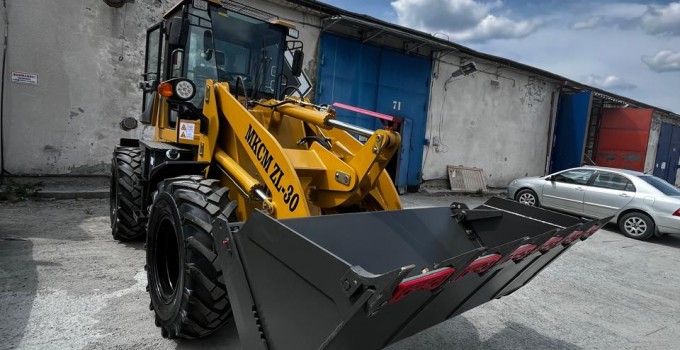 Фронтальный погрузчик МКСМ ZL-30